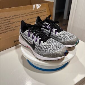 Nike Air Zoom Pegasus 36 AR4149-100  Youth Size 6.5